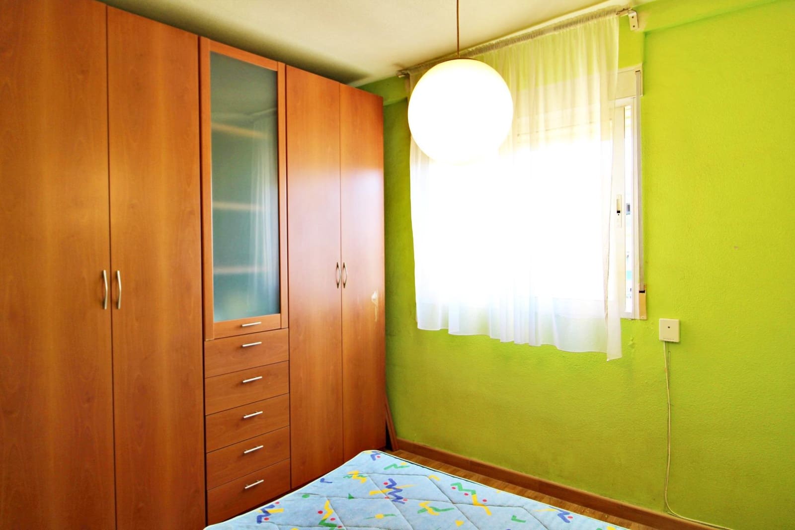 3 chambre Appartement à vendre à Alicante ville - 125 000 € (Ref: 9645235)