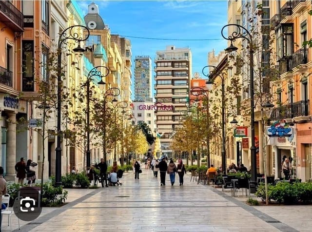 Kaupallinen myytävänä paikassa Carolinas Altas, Alicante kaupunki - 65 000 € (Ref: 9659579)