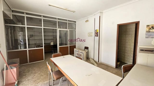 Kaupallinen myytävänä paikassa Carolinas Altas, Alicante kaupunki - 65 000 € (Ref: 9659579)