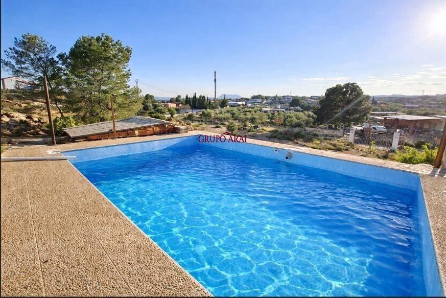 3 slaapkamer Villa te koop in Muchamiel / Mutxamel met zwembad - € 185.000 (Ref: 9686746)