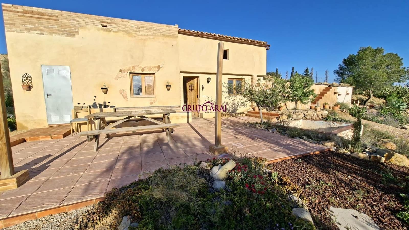 3 slaapkamer Villa te koop in Muchamiel / Mutxamel met zwembad - € 185.000 (Ref: 9686746)