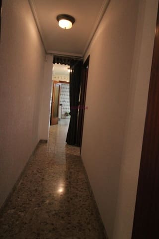 8 sovrum Lägenhet till salu i Elche / Elx - 399 000 € (Ref: 9690956)