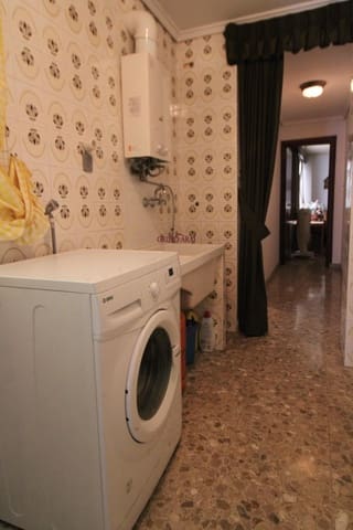 8 sovrum Lägenhet till salu i Elche / Elx - 399 000 € (Ref: 9690956)