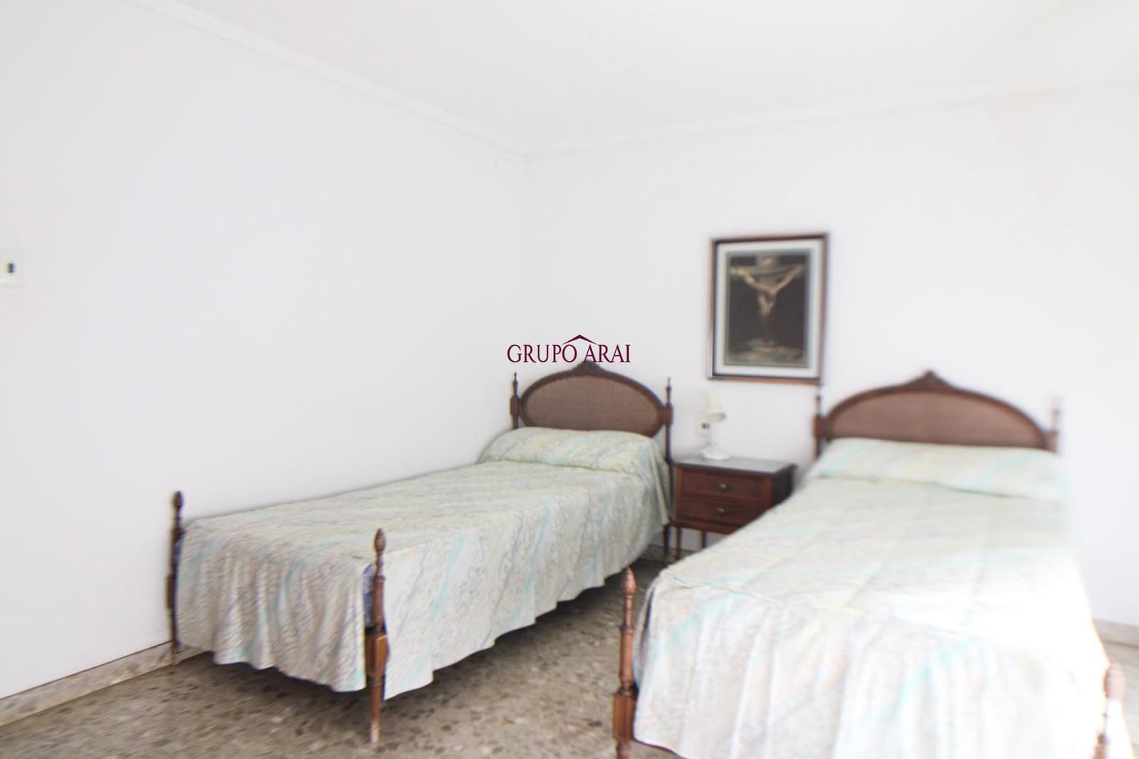 8 quarto Apartamento para venda em Elche / Elx - 399 000 € (Ref: 9690956)