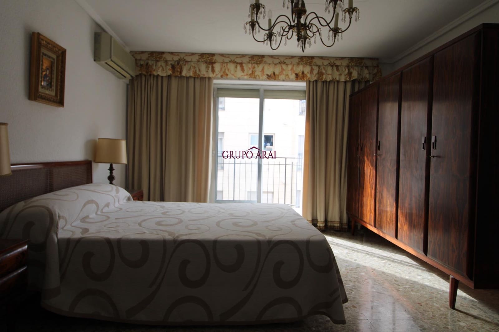 8 quarto Apartamento para venda em Elche / Elx - 399 000 € (Ref: 9690956)