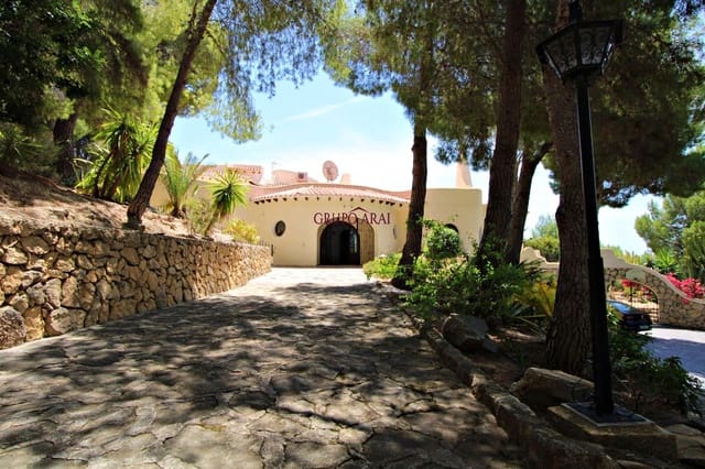 5 chambre Villa/Maison à vendre à Altea avec piscine garage - 1 500 000 € (Ref: 9696256)