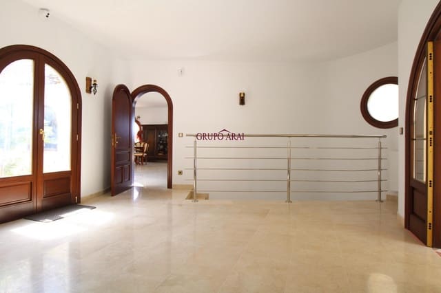 5 chambre Villa/Maison à vendre à Altea avec piscine garage - 1 500 000 € (Ref: 9696256)