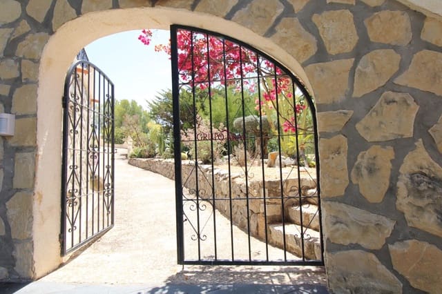 5 chambre Villa/Maison à vendre à Altea avec piscine garage - 1 500 000 € (Ref: 9696256)