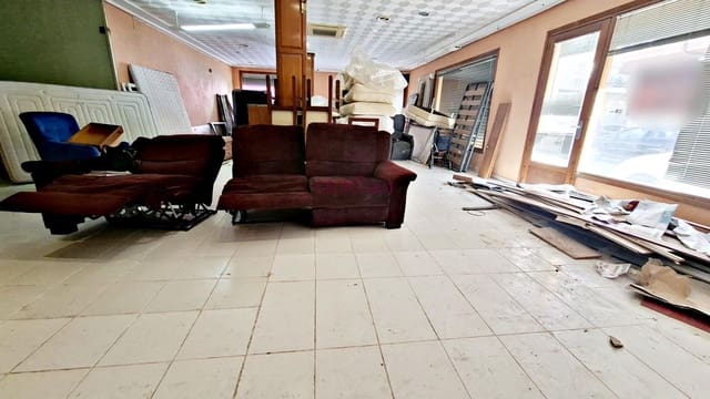 Local Commercial à vendre à Novelda - 118 000 € (Ref: 9696257)