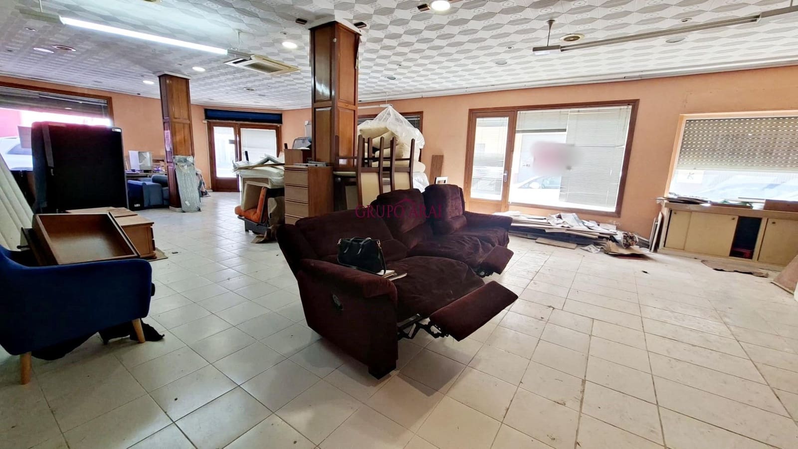 Kommersiell till salu i Novelda - 105 000 € (Ref: 9696257)