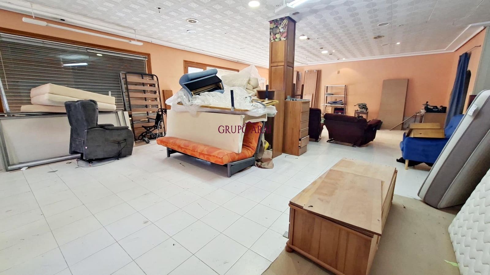 Kommersiell till salu i Novelda - 105 000 € (Ref: 9696257)