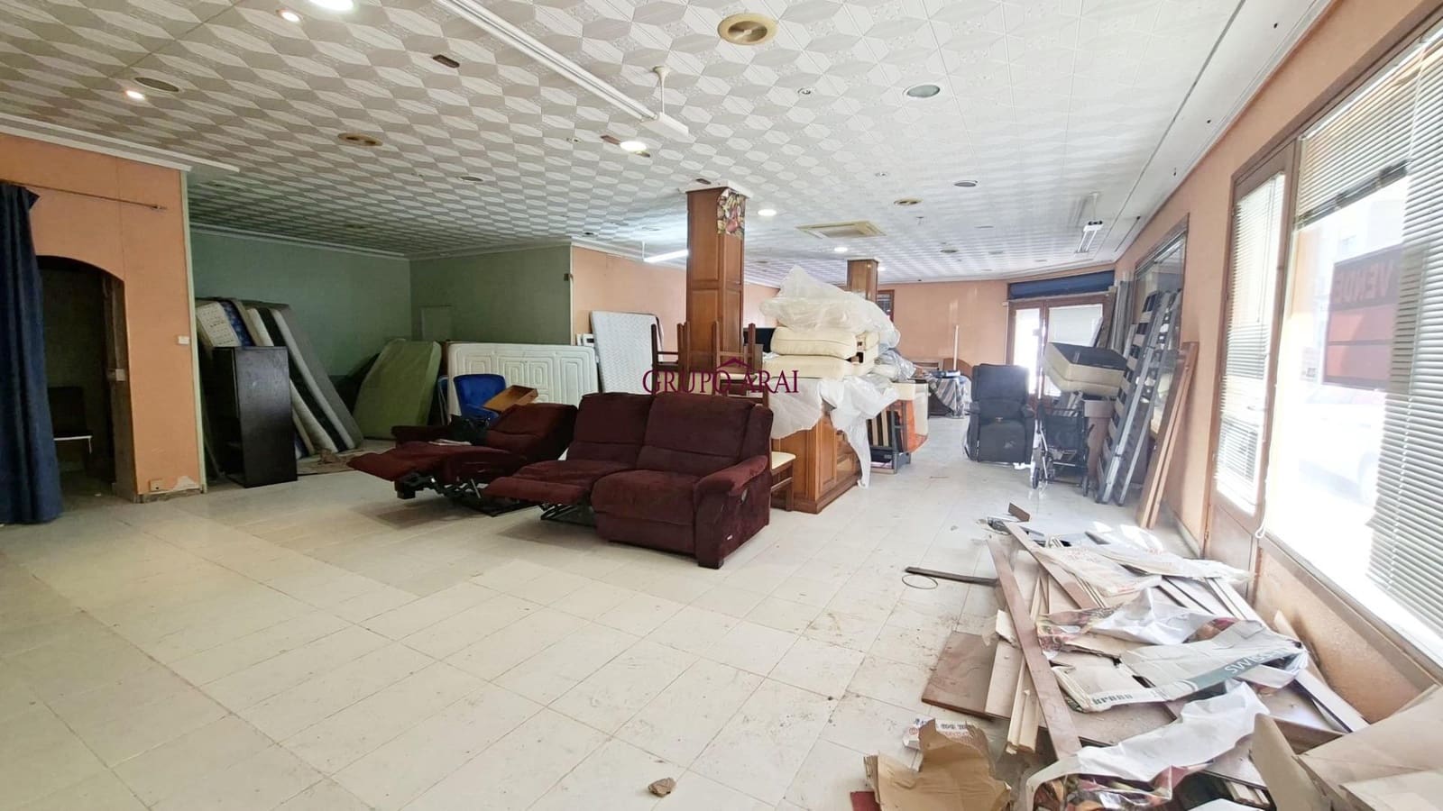 Kommersiell till salu i Novelda - 105 000 € (Ref: 9696257)