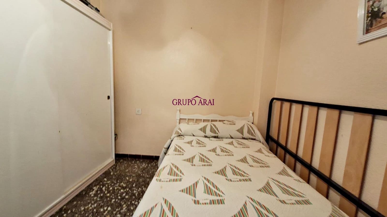 Piso de 4 habitaciones en Aspe en venta - 110.000 € (Ref: 9726788)