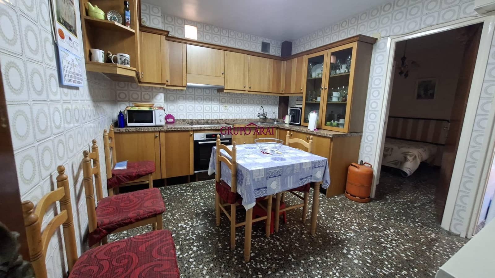 Piso de 4 habitaciones en Aspe en venta - 110.000 € (Ref: 9726788)