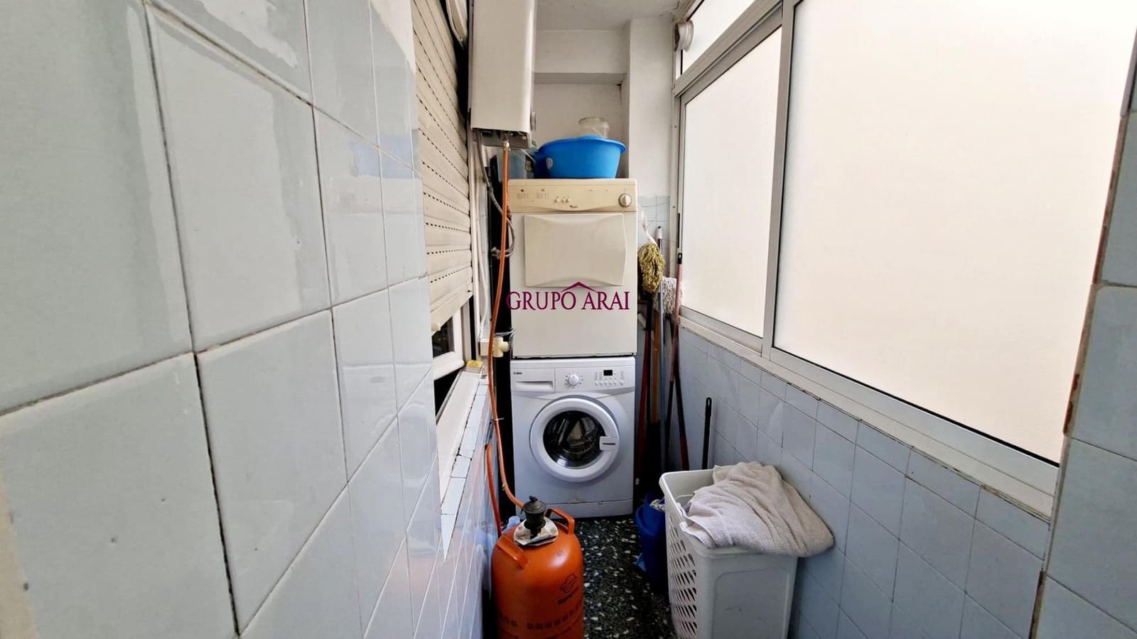 Piso de 4 habitaciones en Aspe en venta - 110.000 € (Ref: 9726788)