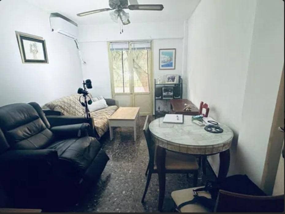 2 bedroom Flat for sale in Alicante / Alacant city - € 130,000 (Ref: 9730265)