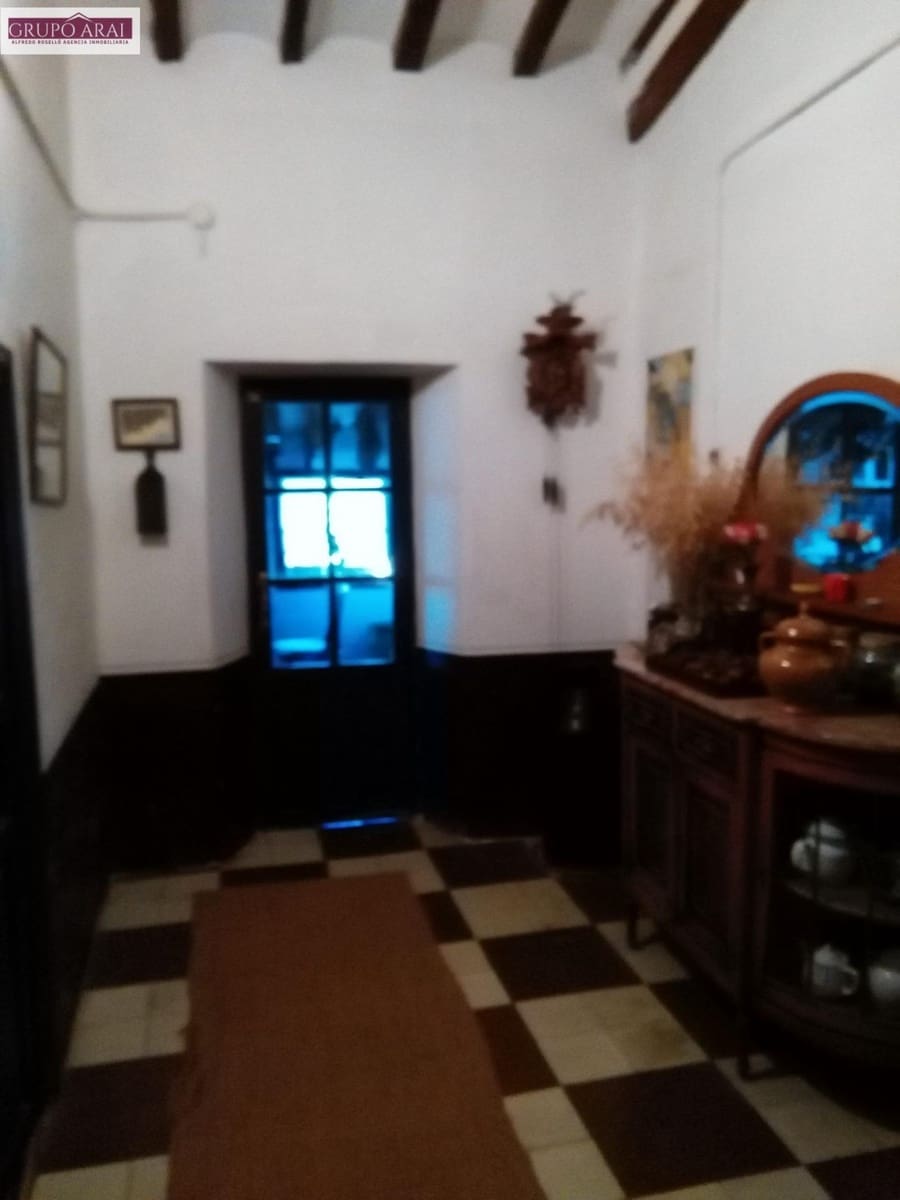 9 bedroom Villa for sale in Moralet - € 490,000 (Ref: 9732386)