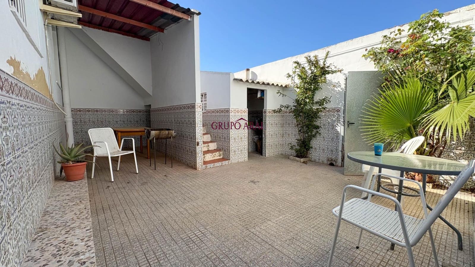 3 bedroom Townhouse for sale in Rebolledo with garage - € 250,000 (Ref: 9738961)