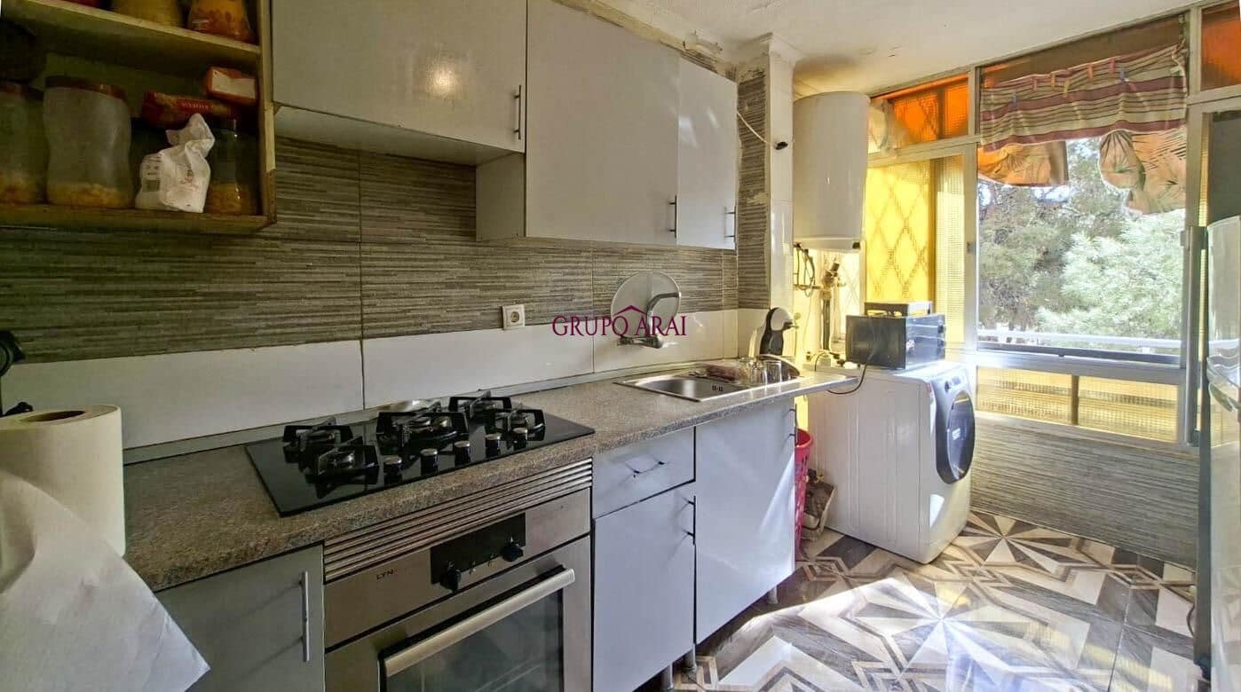 3 soverom Leilighet til salgs i Alicante by - € 129 000 (Ref: 9759133)