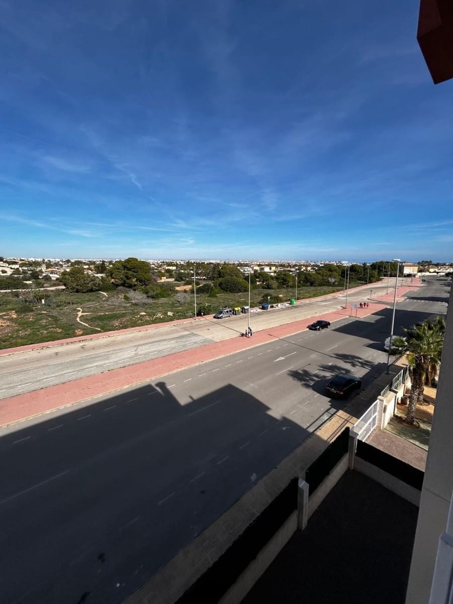 2 sypialnia Penthouse na sprzedaż w Orihuela Costa z basenem - 205 500 € (Ref: 9770790)