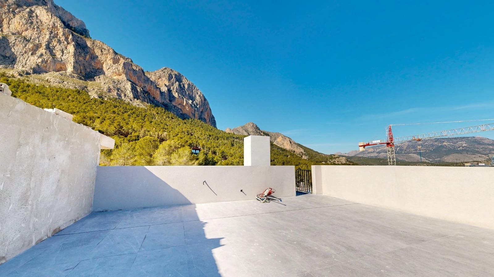 3 makuuhuone Rivitalo myytävänä paikassa Polop mukana uima-altaan - 528 125 € (Ref: 9773245)