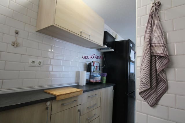 2 chambre Appartement à vendre à Alicante ville - 180 000 € (Ref: 9788543)