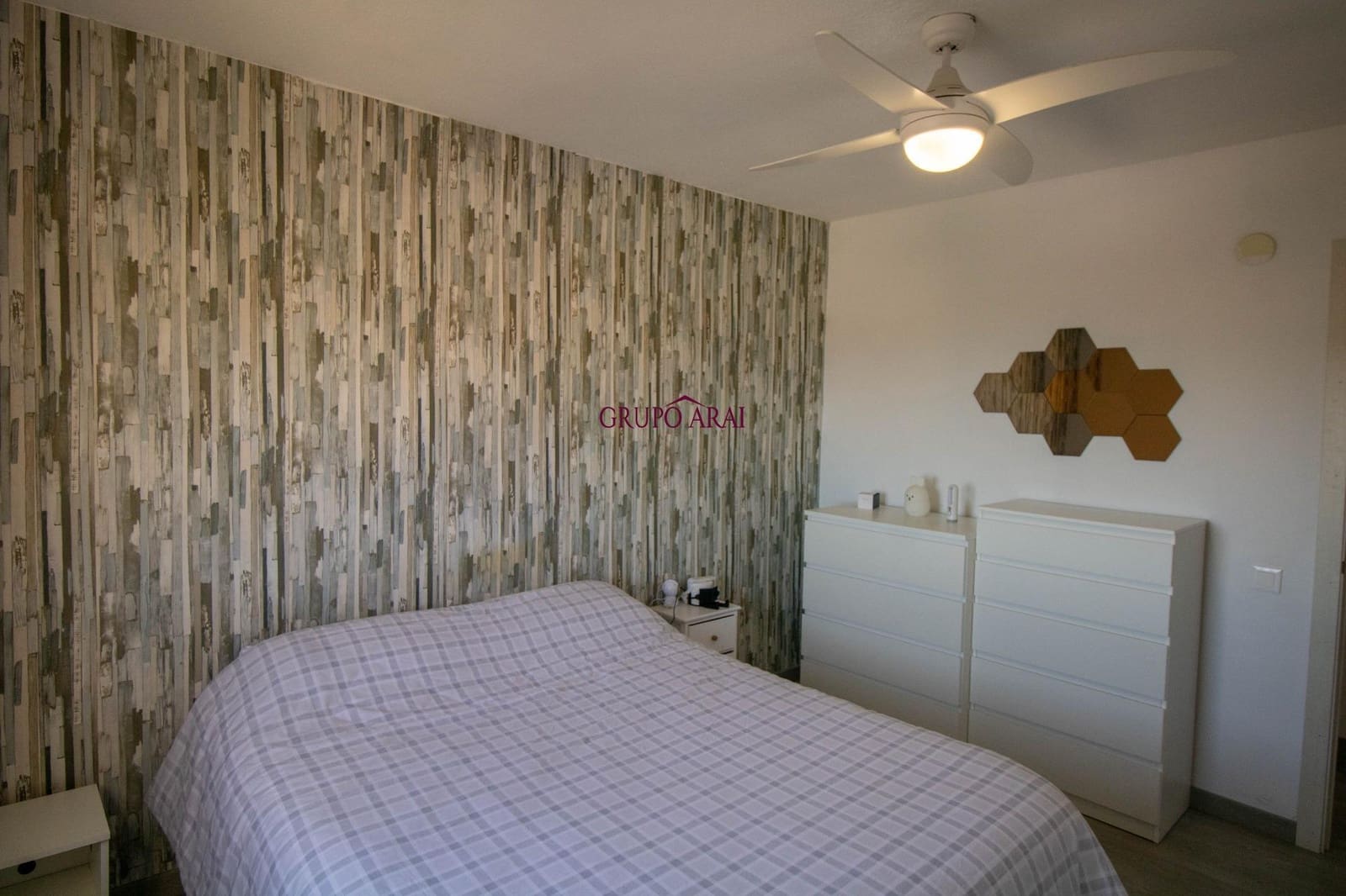 2 soveværelse Lejlighed til salg i Alicante by - € 180.000 (Ref: 9788543)