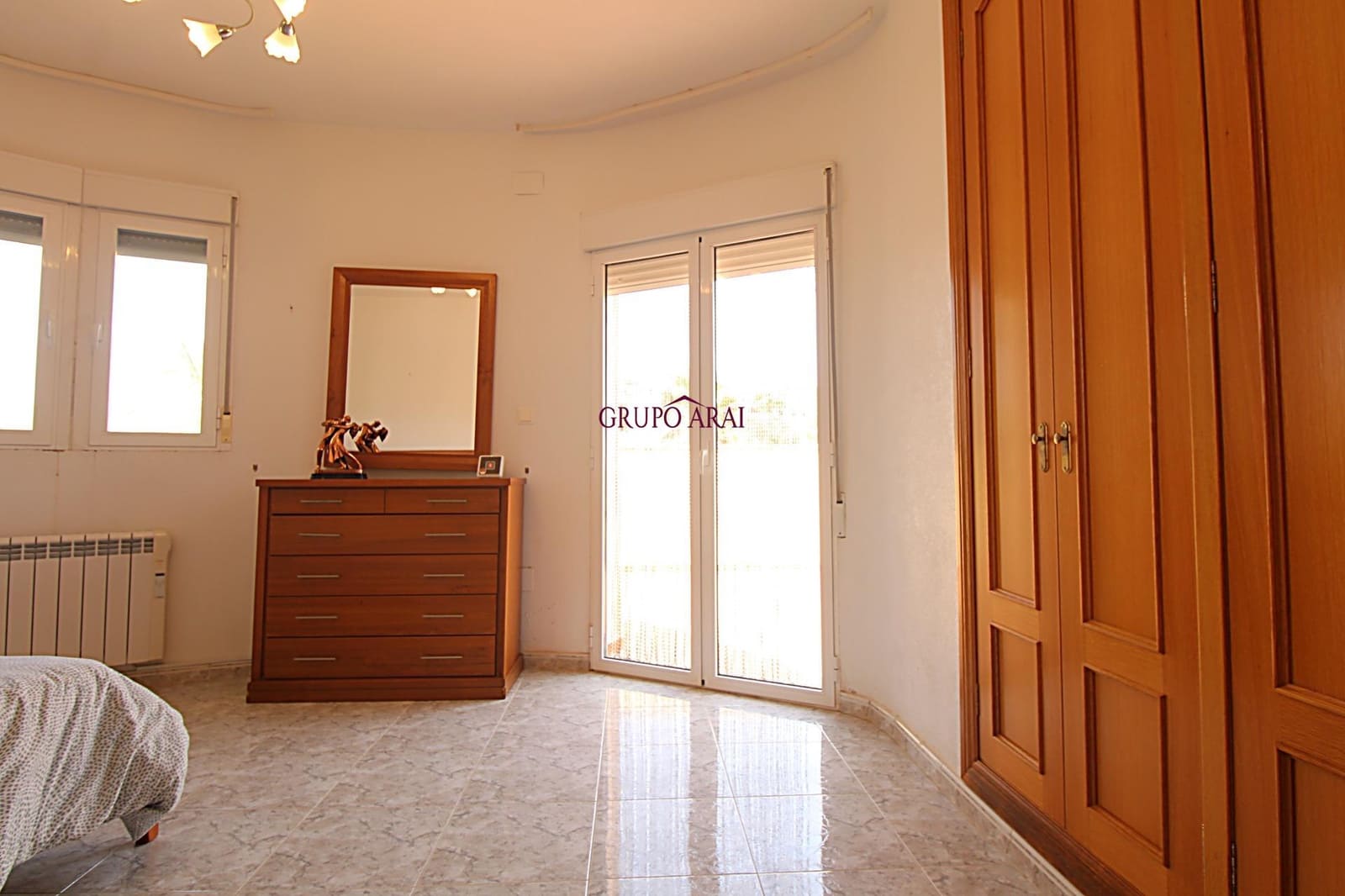 5 bedroom Villa for sale in Muchamiel / Mutxamel with garage - € 525,000 (Ref: 9788544)