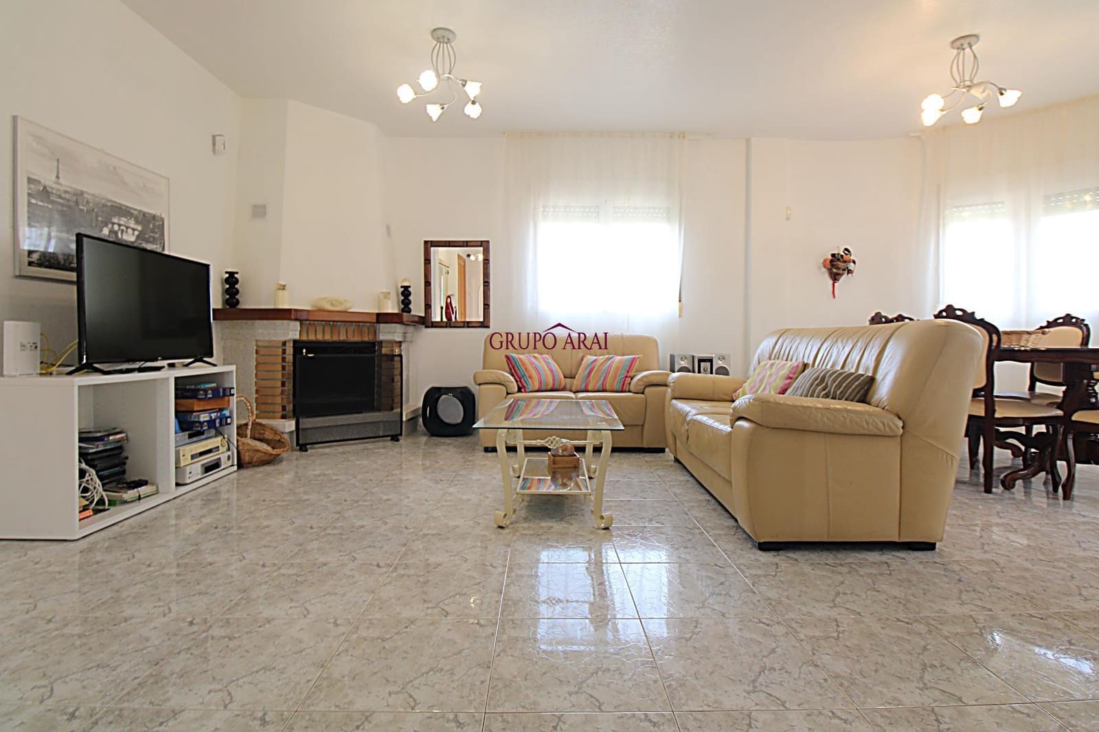 5 bedroom Villa for sale in Muchamiel / Mutxamel with garage - € 525,000 (Ref: 9788544)