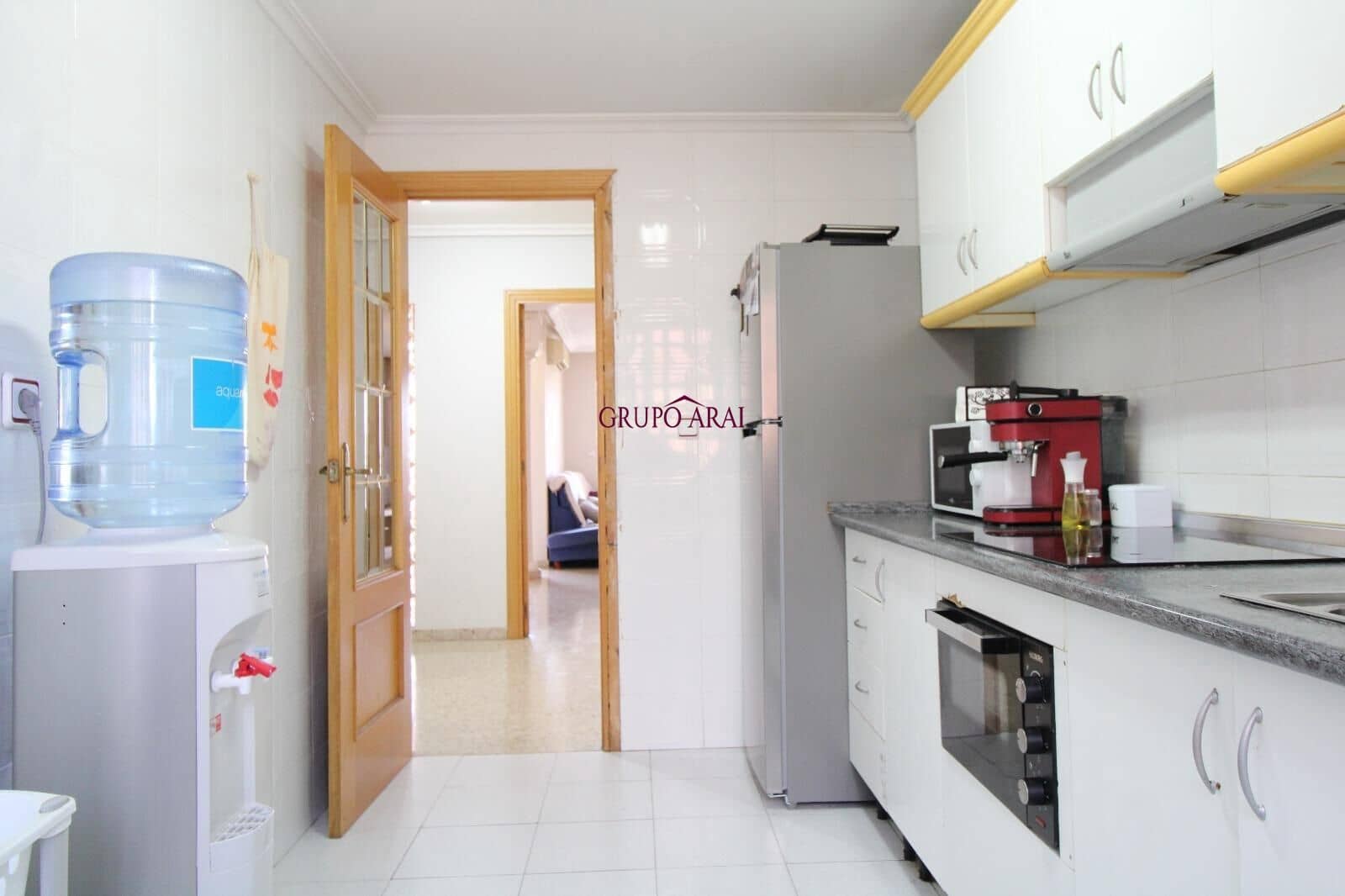 4 slaapkamer Flat te koop in Alicante stad met zwembad garage - € 240.000 (Ref: 9791219)