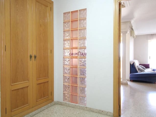 4 slaapkamer Flat te koop in Alicante stad met zwembad garage - € 240.000 (Ref: 9791219)