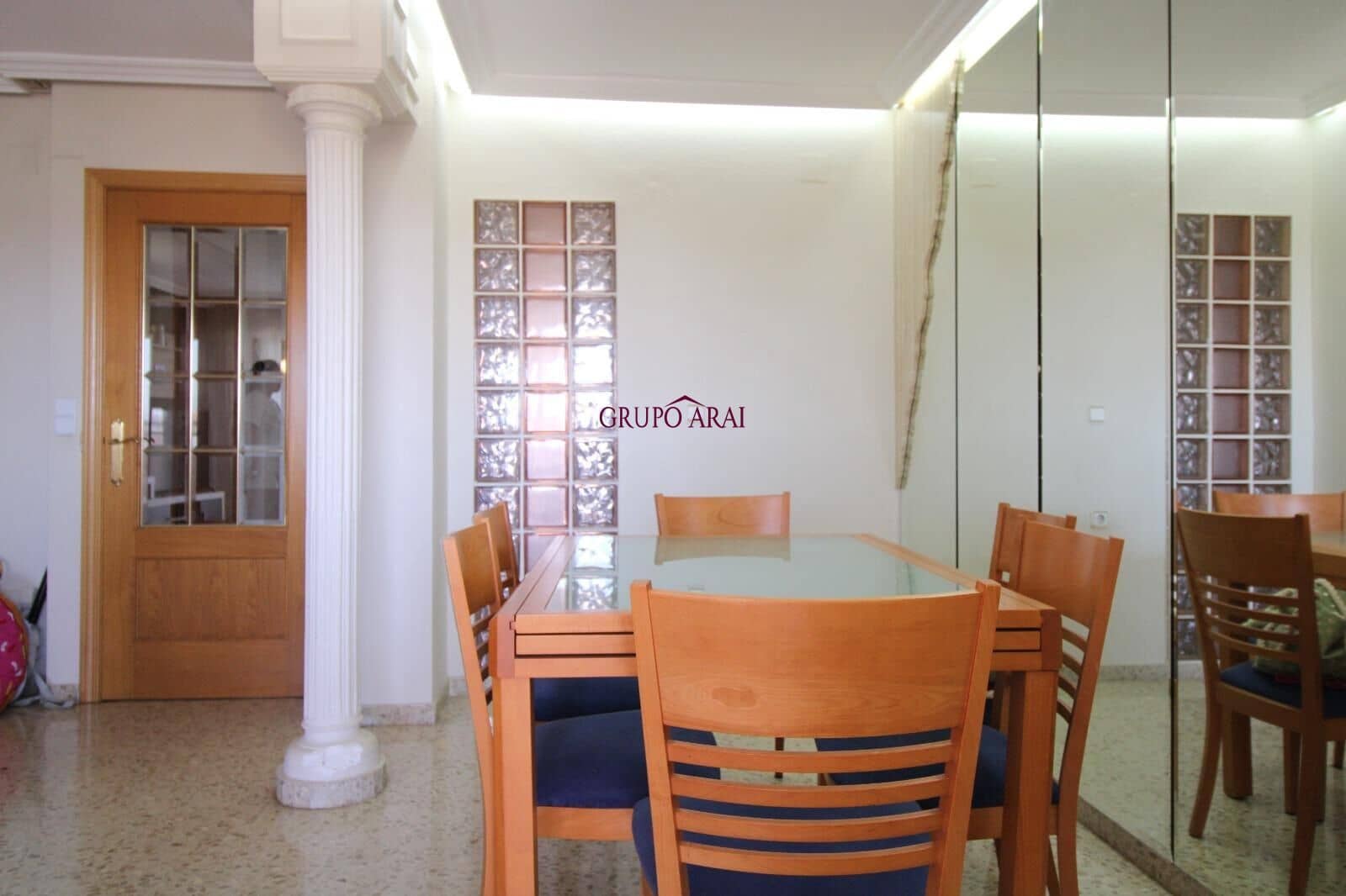 4 slaapkamer Flat te koop in Alicante stad met zwembad garage - € 240.000 (Ref: 9791219)