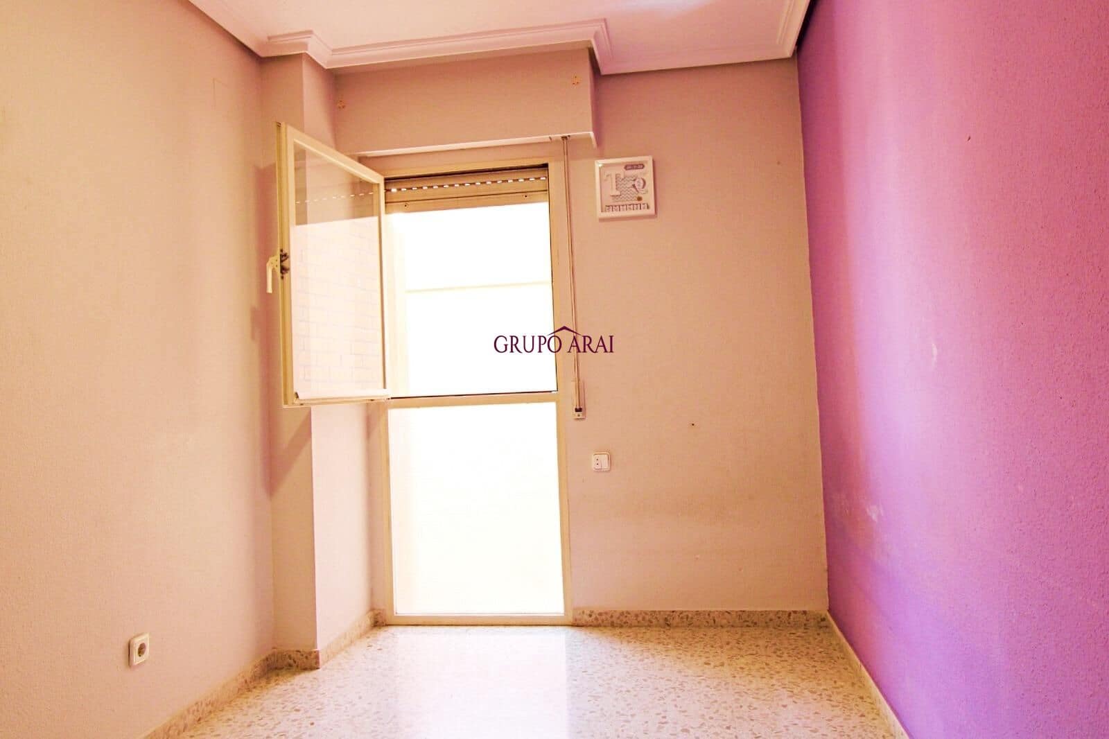 4 slaapkamer Flat te koop in Alicante stad met zwembad garage - € 240.000 (Ref: 9791219)