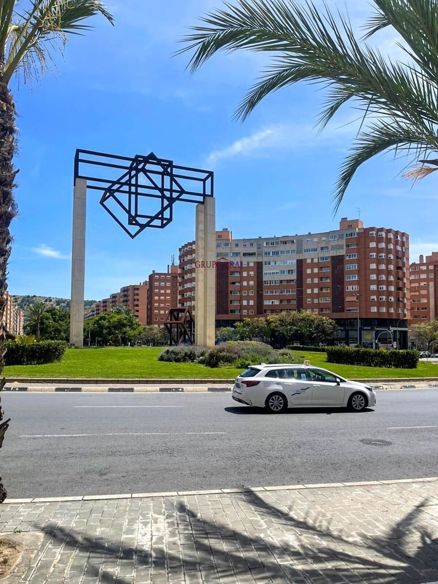 3 camera da letto Appartamento in vendita in Alicante citta con piscina - 340.000 € (Rif: 9804504)