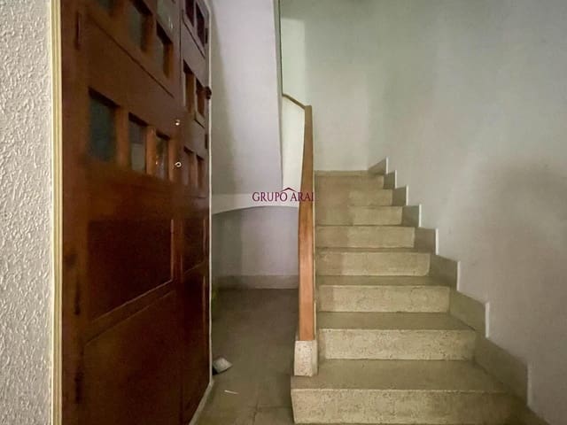 3 Zimmer Wohnung zu verkaufen in Carolinas Altas, Alicante / Alacant Stadt - 139.000 € (Ref: 9808135)