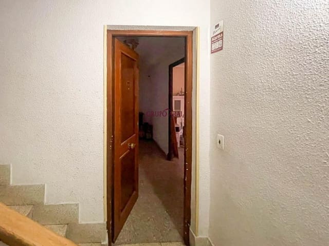 3 Zimmer Wohnung zu verkaufen in Carolinas Altas, Alicante / Alacant Stadt - 139.000 € (Ref: 9808135)