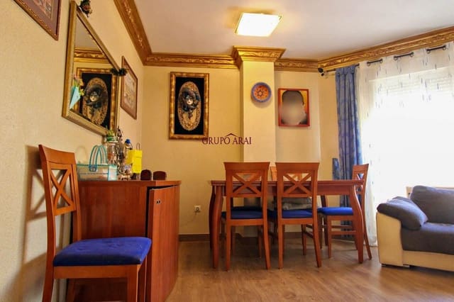 4 soveværelse Lejlighed til salg i Santo Domingo, Alicante by med garage - € 250.000 (Ref: 9822738)