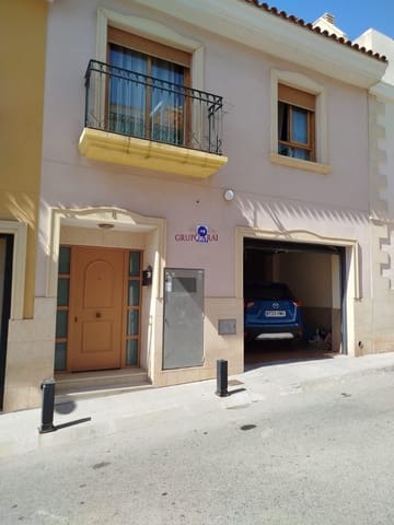 4 Zimmer Haus zu verkaufen in La Nucia mit Garage - 307.000 € (Ref: 9822746)