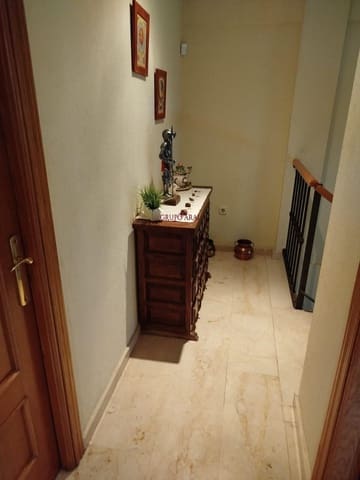 4 Zimmer Haus zu verkaufen in La Nucia mit Garage - 307.000 € (Ref: 9822746)