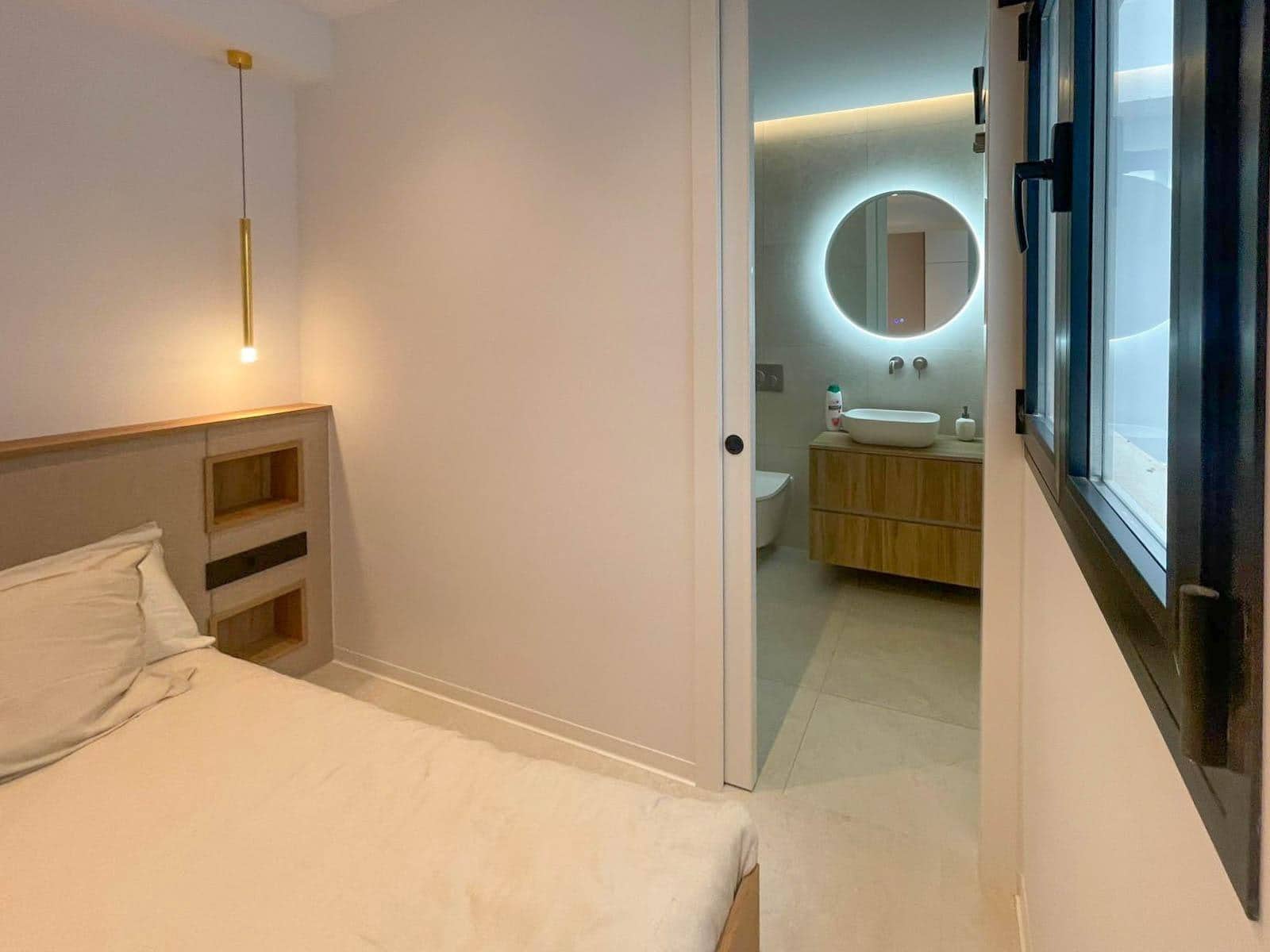 2 soveværelse Lejlighed til salg i Alicante by - € 450.000 (Ref: 9829350)