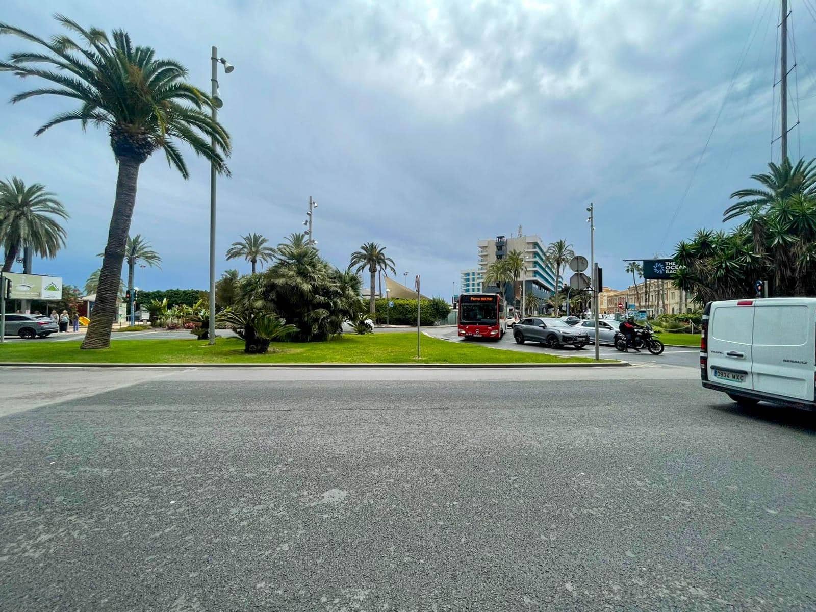2 soveværelse Lejlighed til salg i Alicante by - € 450.000 (Ref: 9829350)