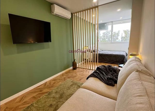 1 soveværelse Loft til salg i Alicante by - € 109.000 (Ref: 9831684)