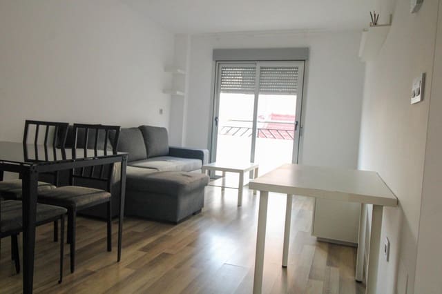 2 bedroom Flat for rent in Alicante / Alacant city - € 980 (Ref: 9839475)