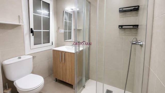 3 soveværelse Lejlighed til salg i Carolinas Bajas, Alicante by - € 154.000 (Ref: 9843690)