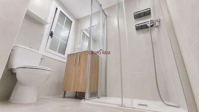 3 soveværelse Lejlighed til salg i Carolinas Bajas, Alicante by - € 154.000 (Ref: 9843690)