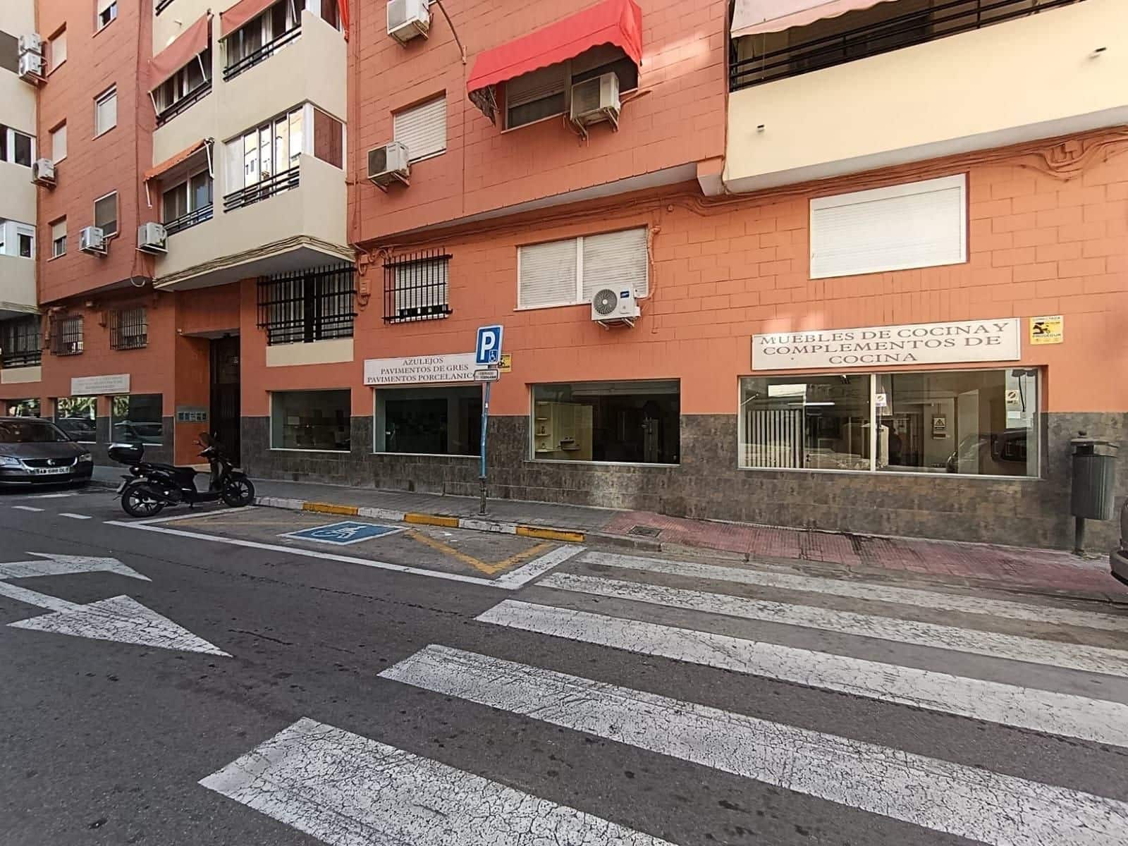 Commercieel te koop in Alicante stad - € 950.000 (Ref: 9865878)