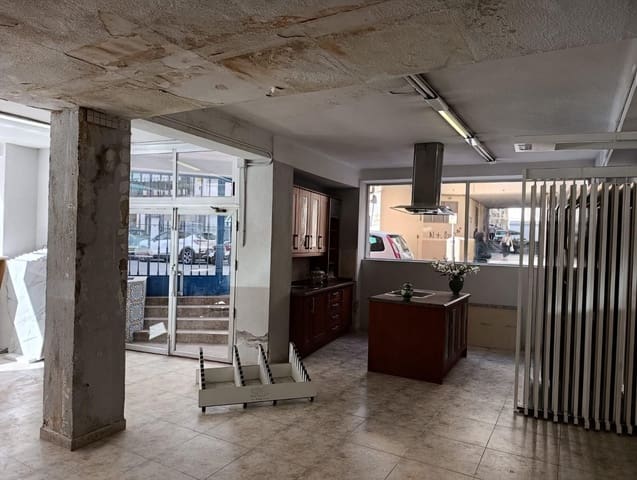 Commercieel te koop in Carolinas Altas, Alicante stad - € 950.000 (Ref: 9865878)
