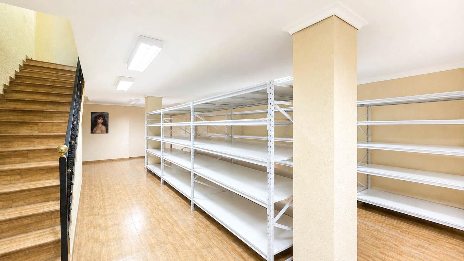 Kaupallinen myytävänä paikassa Alicante kaupunki - 117 000 € (Ref: 9868731)