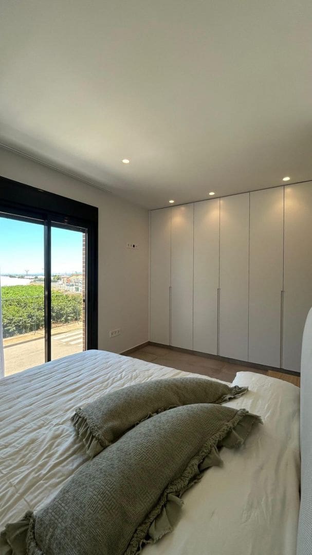 3 slaapkamer Rijtjeshuis te koop in Pilar de la Horadada - € 299.900 (Ref: 9879003)