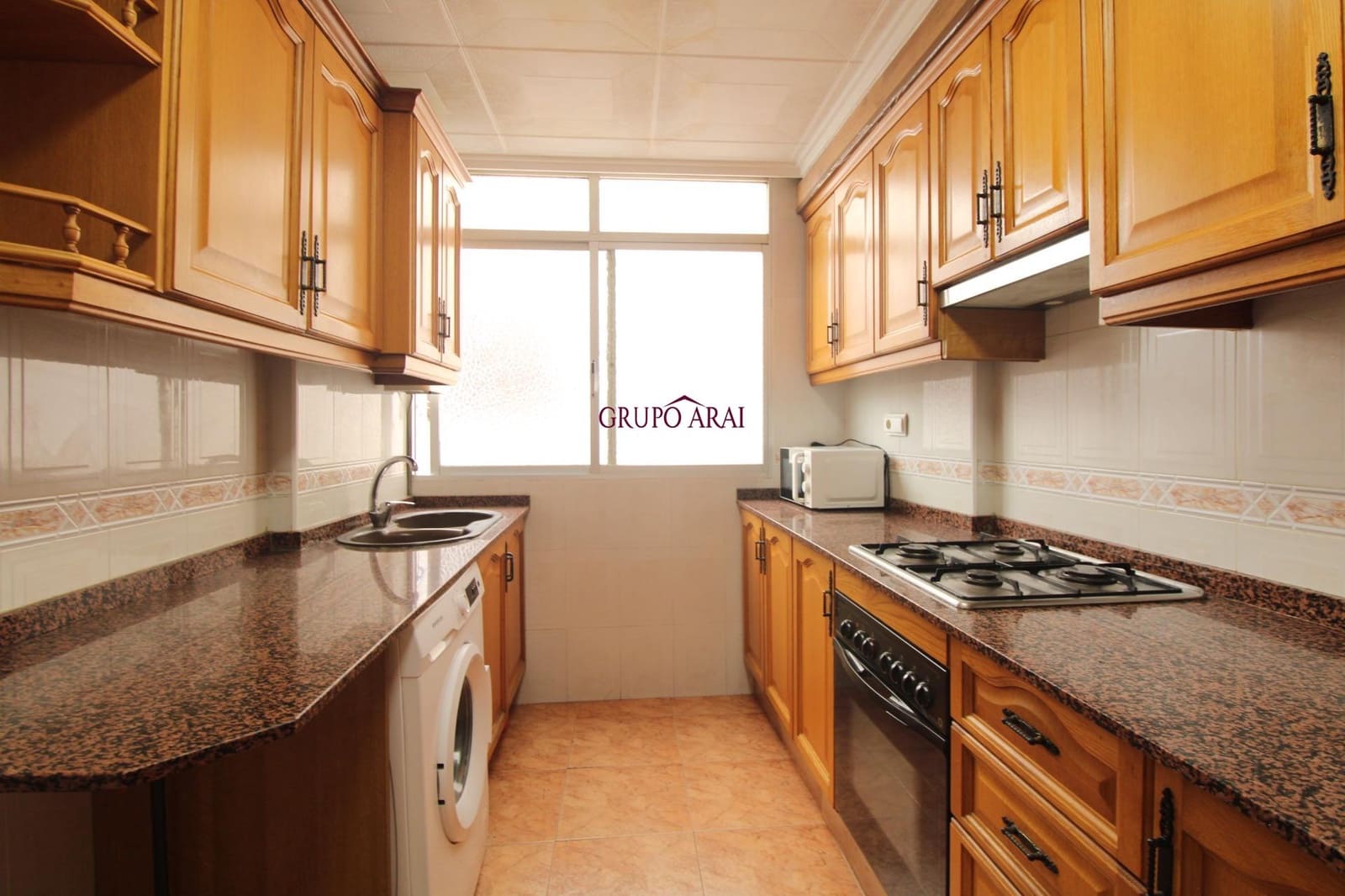 Piso de 3 habitaciones en Alicante / Alacant ciudad en venta - 162.000 € (Ref: 9892524)
